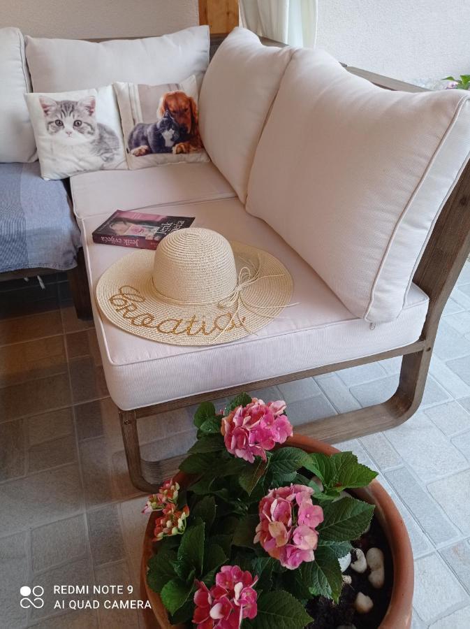 Villa Kuca Za Odmor Eni **** à Šibenik Extérieur photo