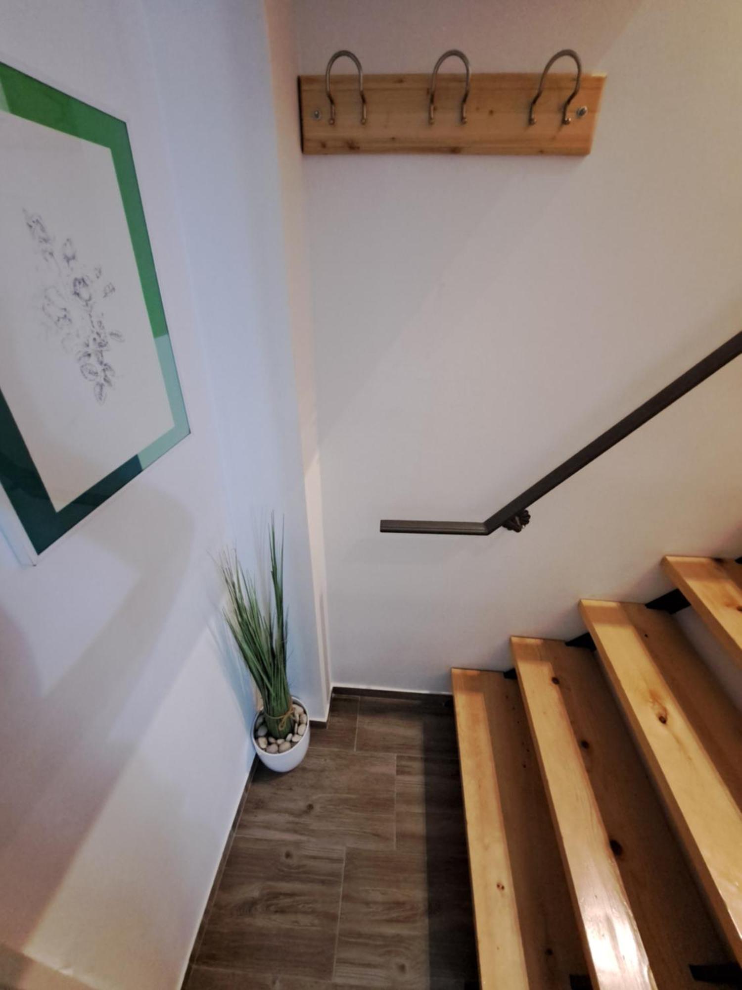 Villa Kuca Za Odmor Eni **** à Šibenik Extérieur photo