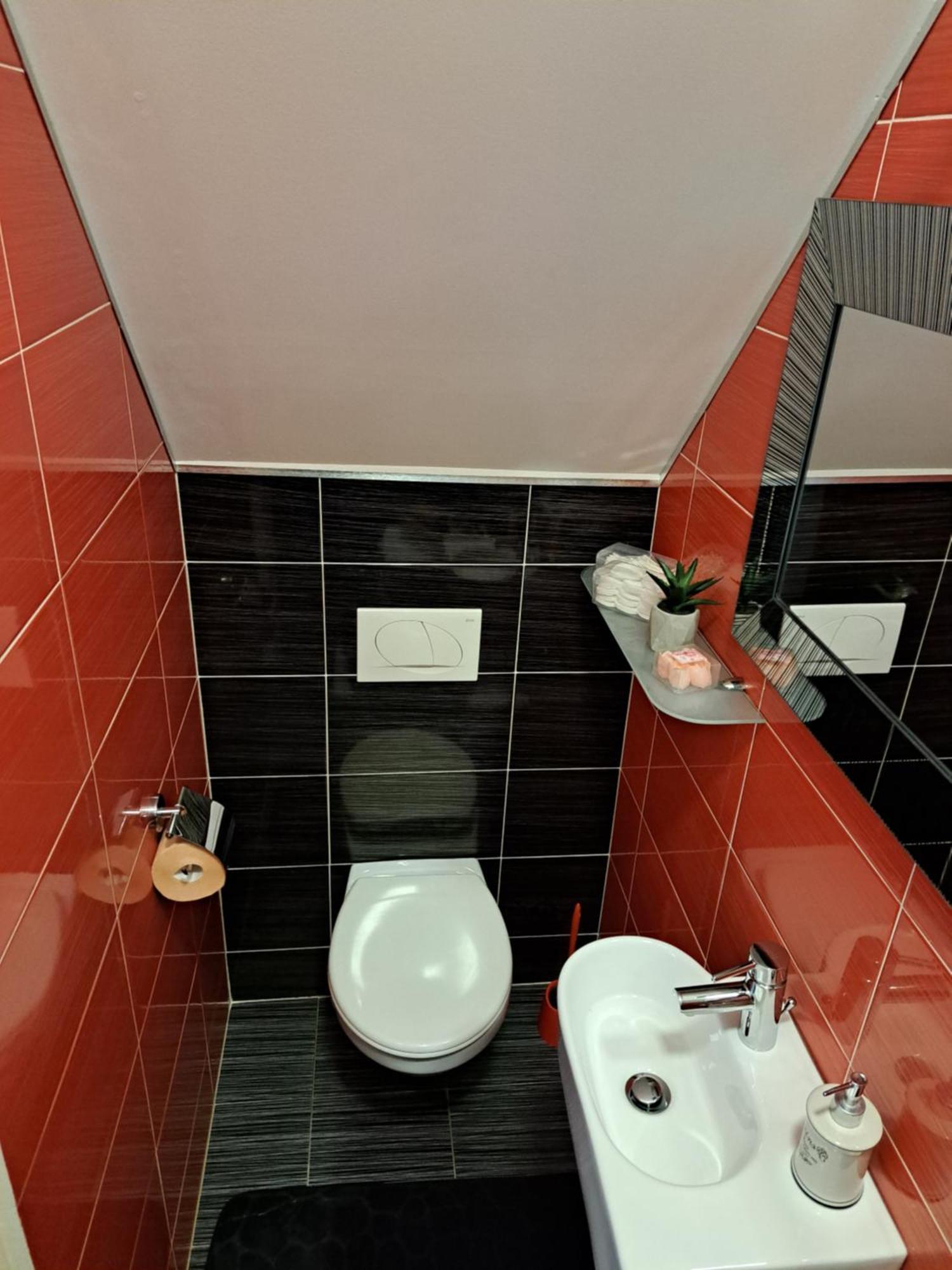 Villa Kuca Za Odmor Eni **** à Šibenik Extérieur photo