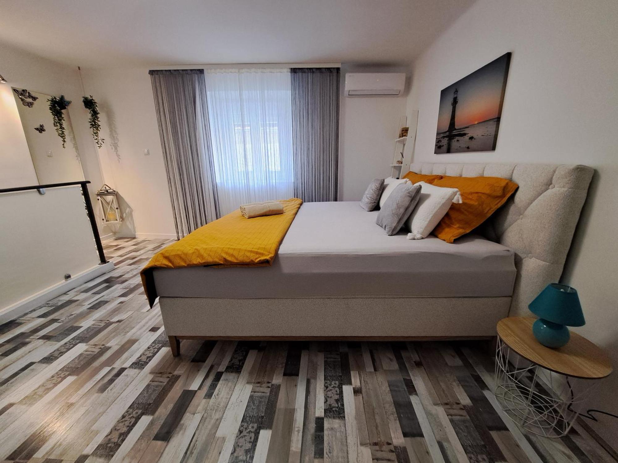 Villa Kuca Za Odmor Eni **** à Šibenik Extérieur photo