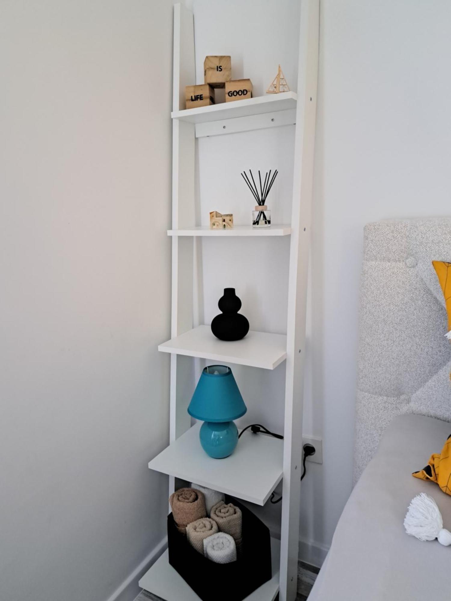 Villa Kuca Za Odmor Eni **** à Šibenik Extérieur photo